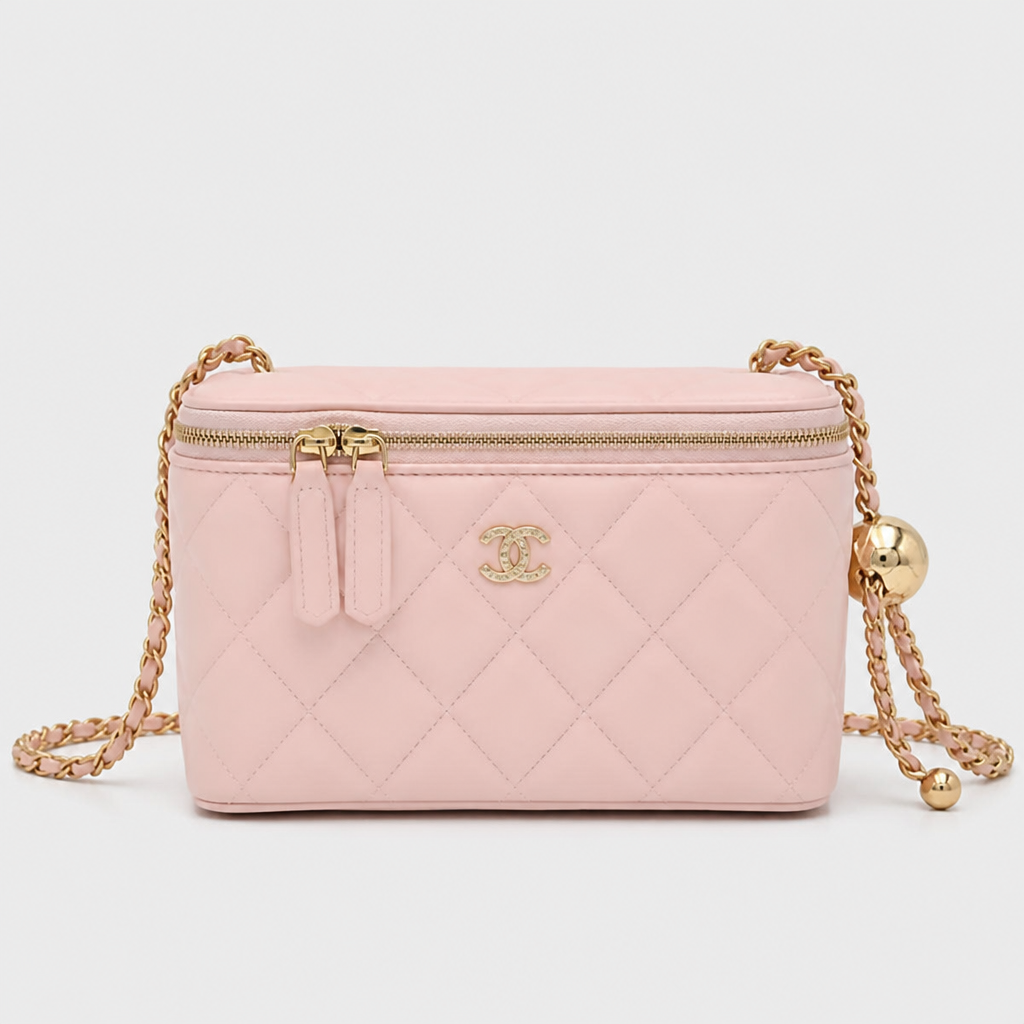 Quilted Vanity Case Crossbody — front 01 — Pink 18 cm — Chain Strap Only